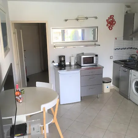 Agreable 4 Personnes A Plage, Piscine, Mer, Commerces A Proximite * 卢贝新城