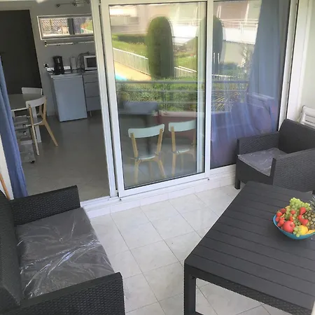 Agreable 4 Personnes A Plage, Piscine, Mer, Commerces A Proximite 卢贝新城